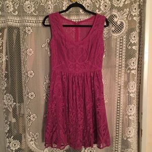 Nicole Miller Artelier fuchsia lace dress size 6